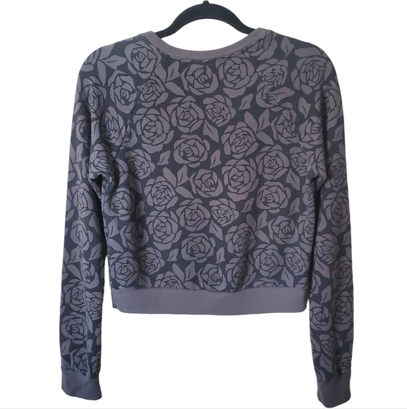 Abercrombie & Fitch Rose Print Sweatshirt Pullover Gray Black Floral Crewneck S - Picture 3 of 12